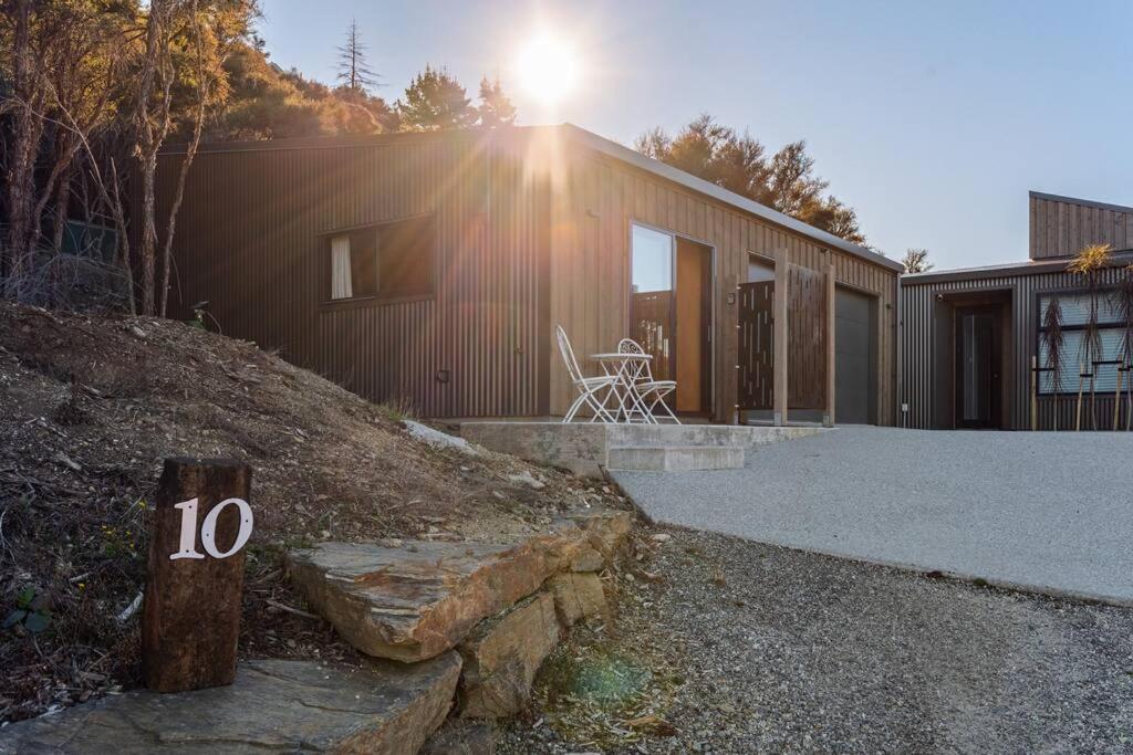 شقة Cosy Studio With Mountain Views واناكا المظهر الخارجي الصورة